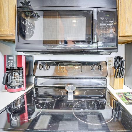 Reed Springs Condo With Furnished Deck And Pool Access Reeds Spring Экстерьер фото
