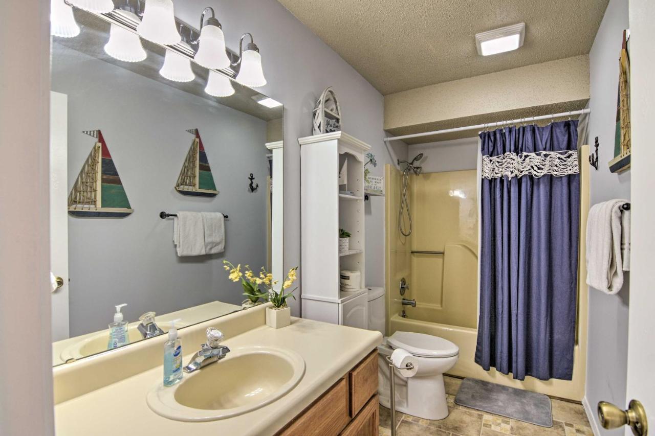 Reed Springs Condo With Furnished Deck And Pool Access Reeds Spring Экстерьер фото