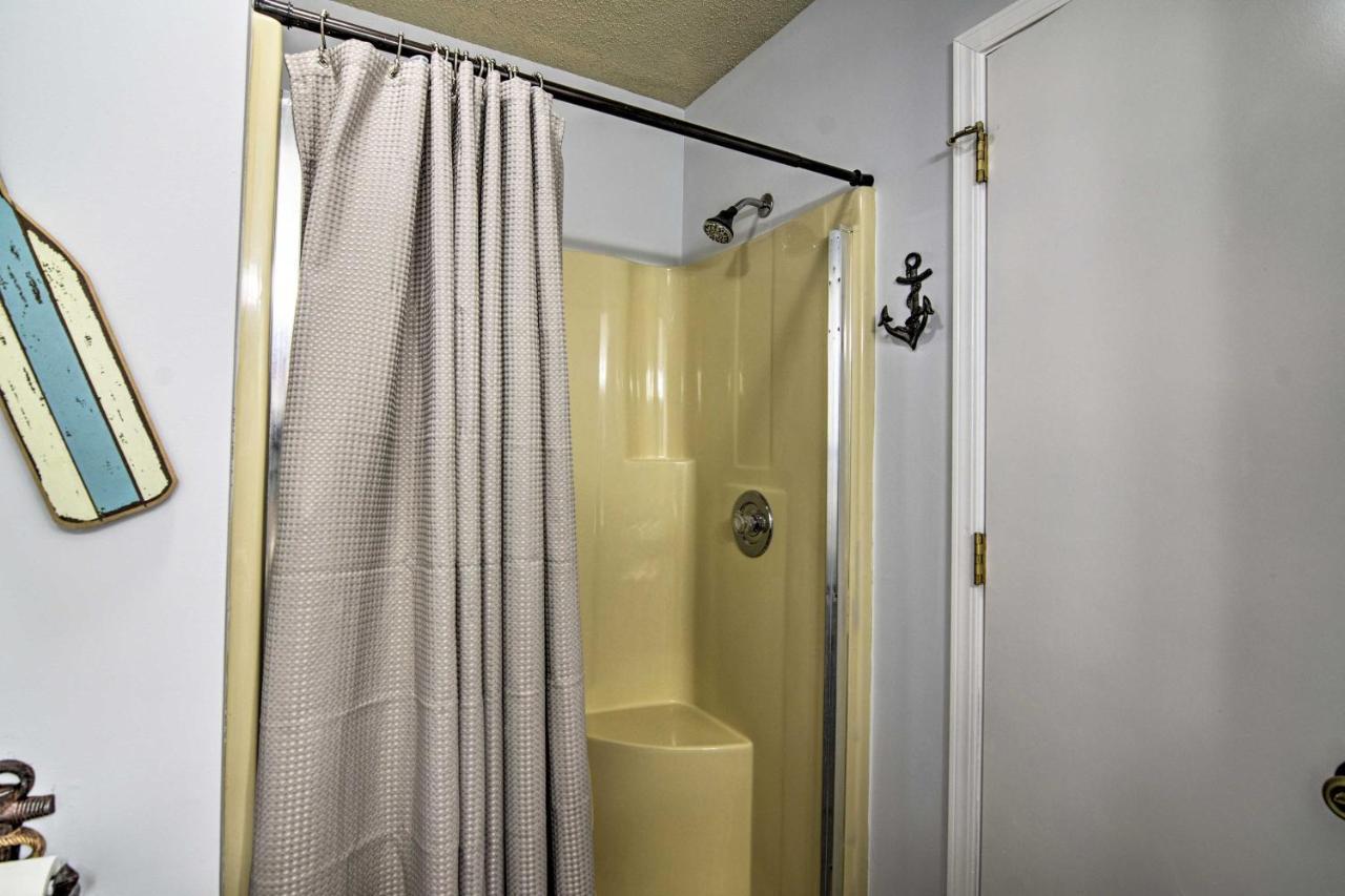 Reed Springs Condo With Furnished Deck And Pool Access Reeds Spring Экстерьер фото