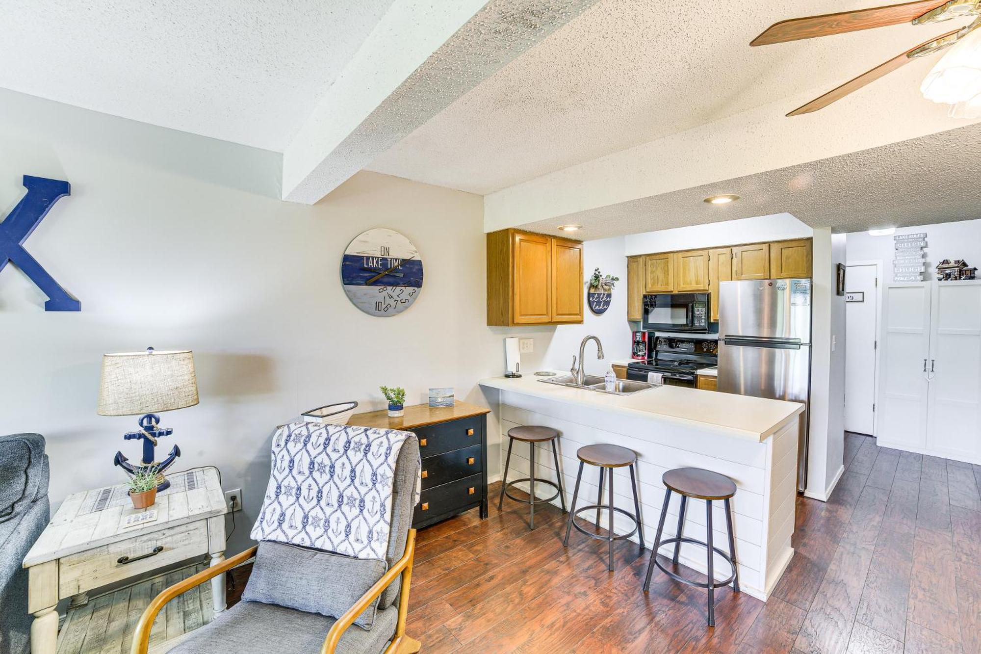Reed Springs Condo With Furnished Deck And Pool Access Reeds Spring Экстерьер фото