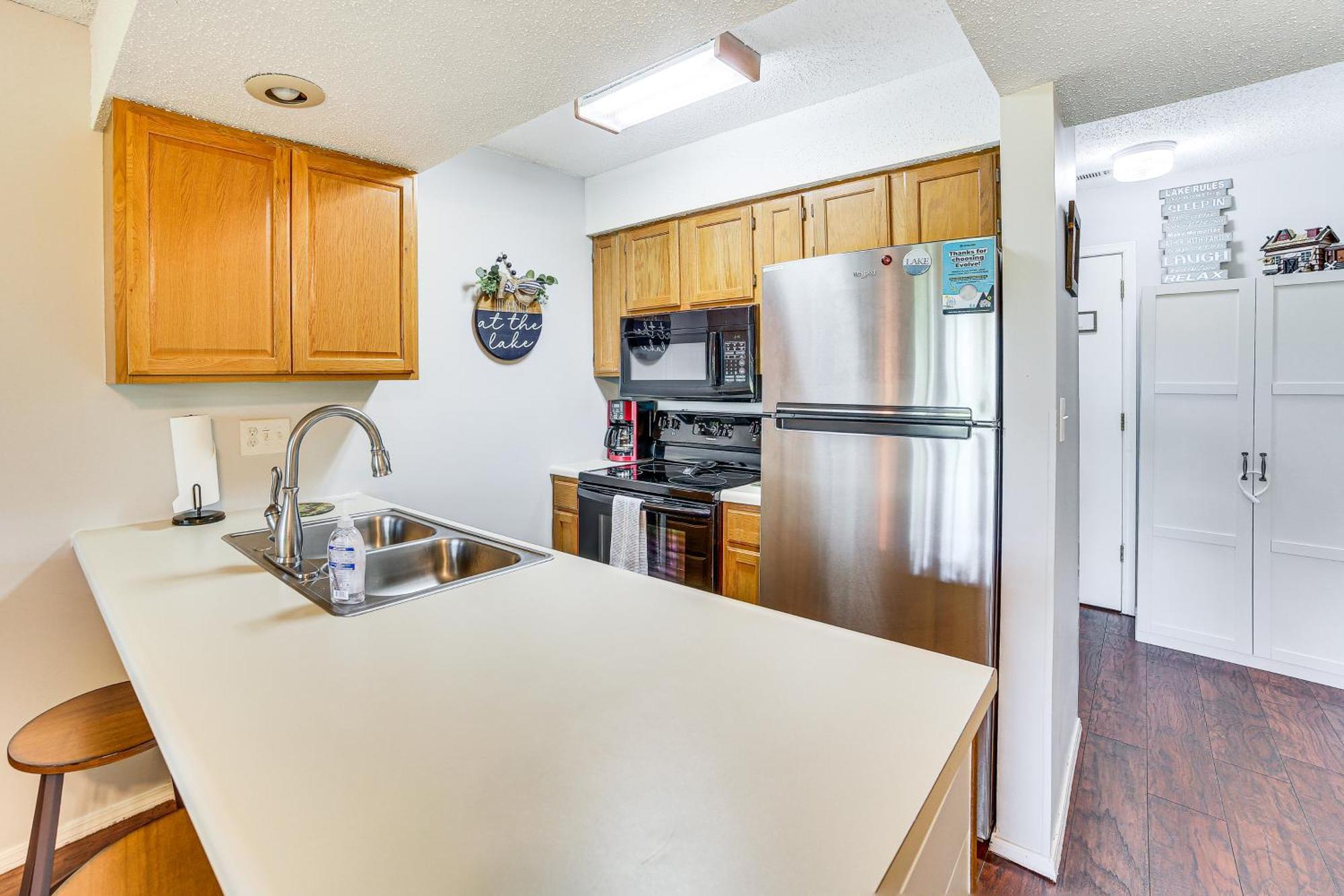 Reed Springs Condo With Furnished Deck And Pool Access Reeds Spring Экстерьер фото