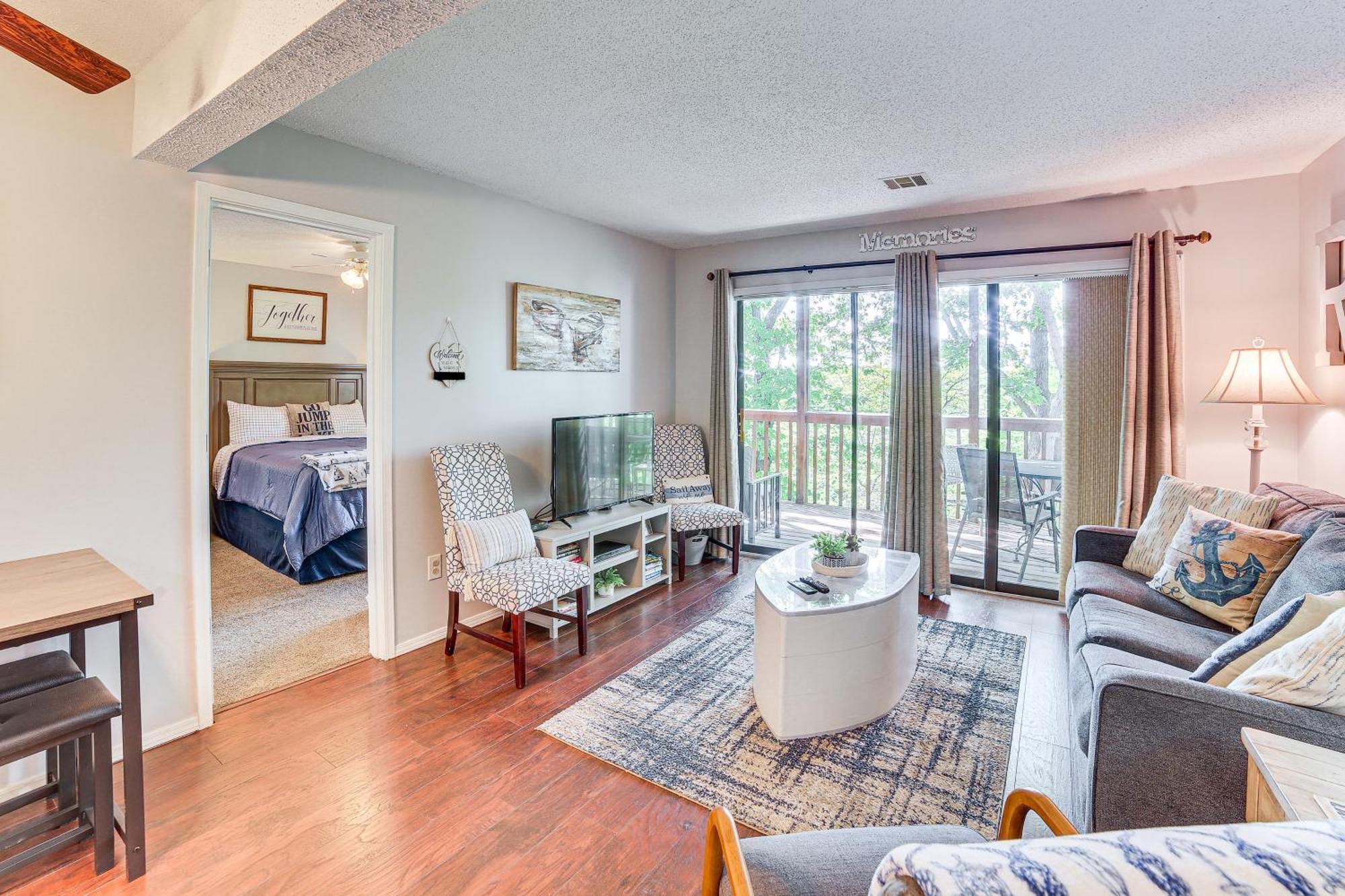 Reed Springs Condo With Furnished Deck And Pool Access Reeds Spring Экстерьер фото