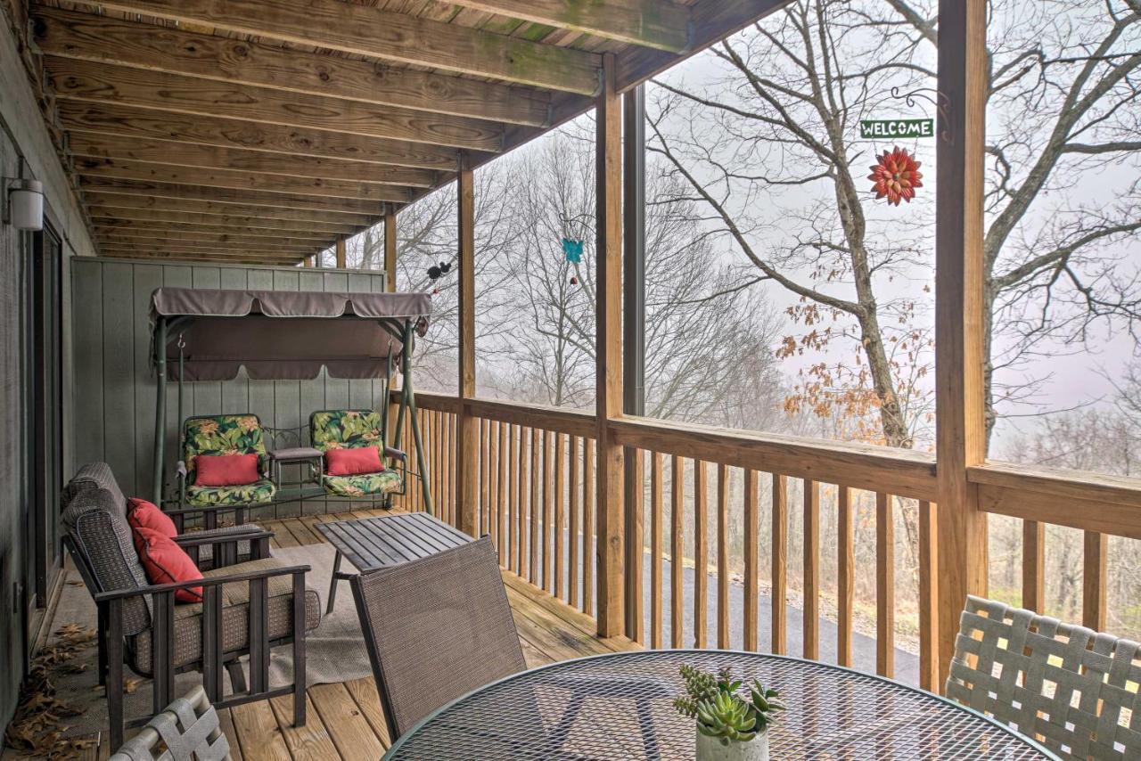 Reed Springs Condo With Furnished Deck And Pool Access Reeds Spring Экстерьер фото